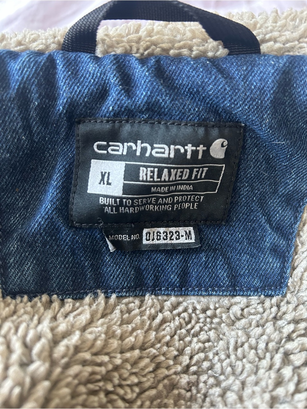 Carhartt Sherpa Lined Denim Jacket - Picture 3 of 11